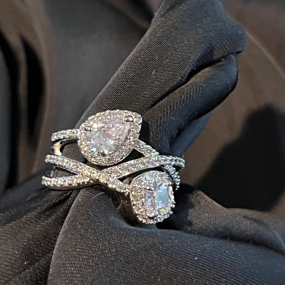 ENGAGEMENT RINGS WEDDING RINGS VALENTINES - Picture 2 of 9